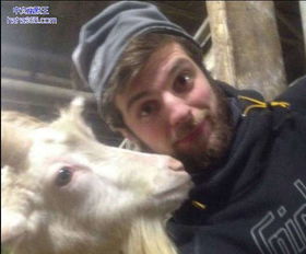 愛(ài)爾蘭農(nóng)民自拍大賽 與牲畜合影引爆網(wǎng)絡(luò)熱潮