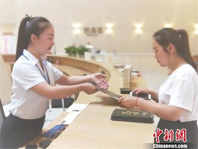 敦煌旅游服務新篇章 首個旅游集散中心正式投用，為絲路明珠再添華彩